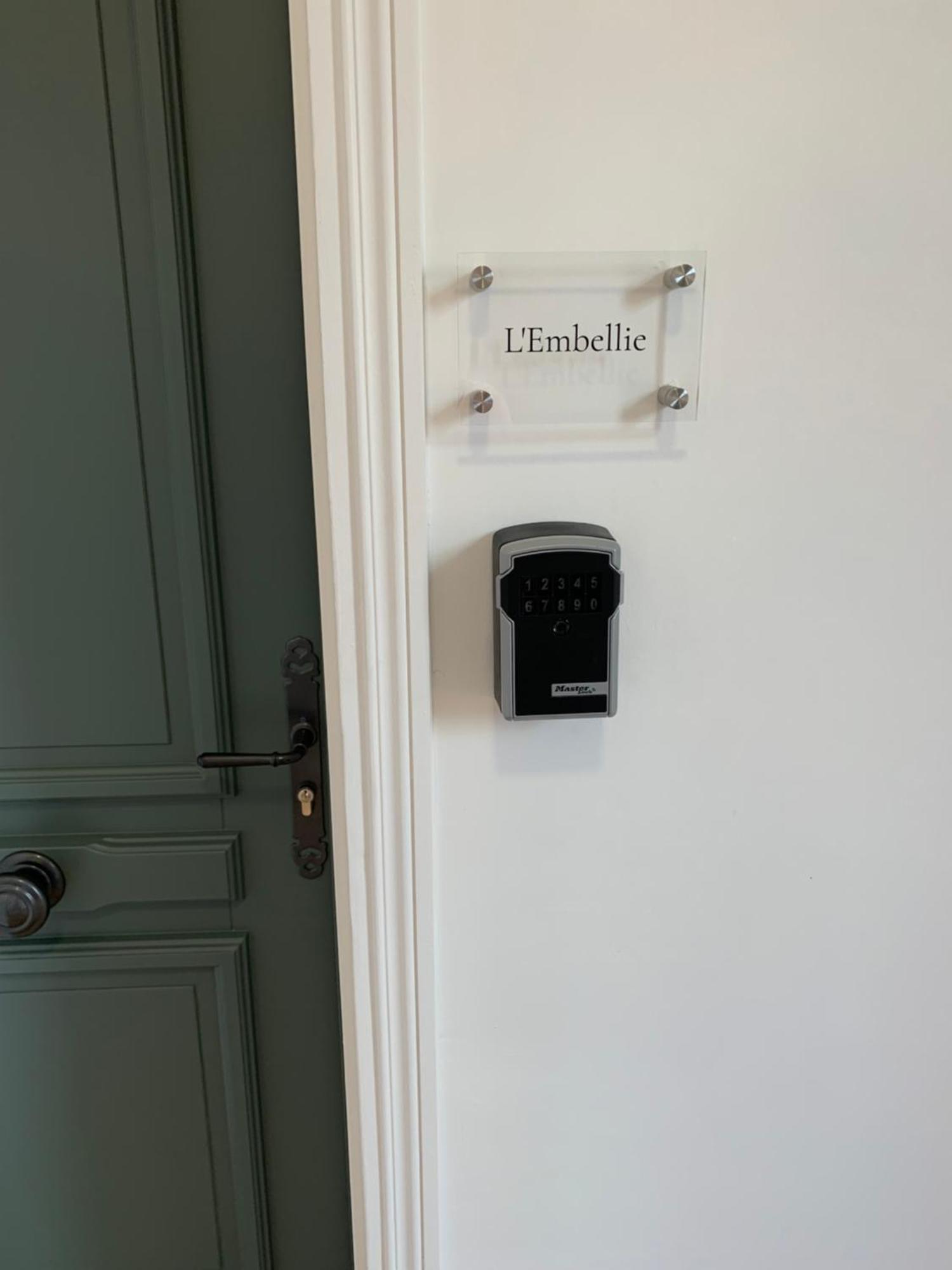 Le Carre Courtois Apartment Luisant Exterior foto